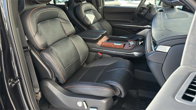 New 2025 Lincoln Navigator L Black Label image 10