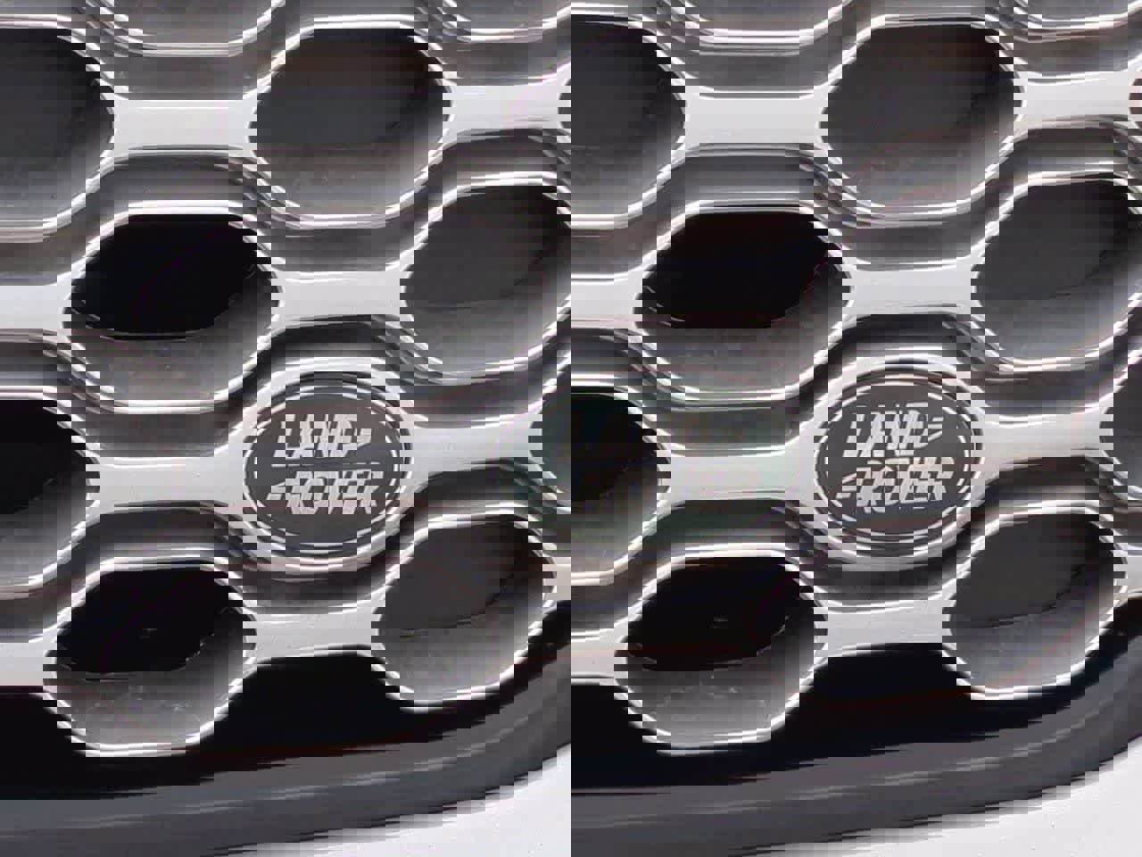 New 2026 Land Rover Discovery Limited Edition image 11