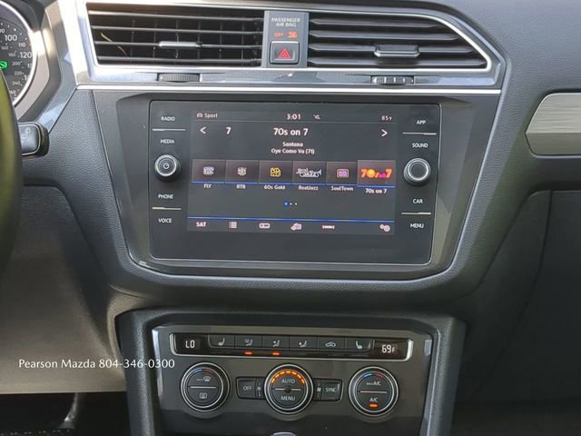 Used 2018 Volkswagen Tiguan SE w/ Panoramic Sunroof Package AWD/4WD image 18