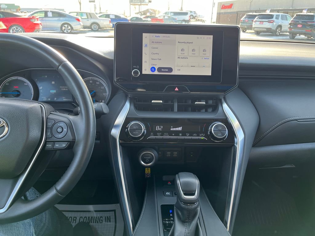 Used 2023 Toyota Venza LE image 22