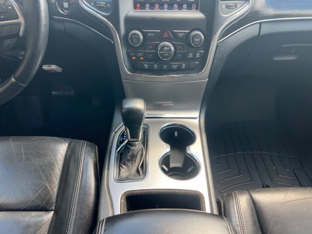 Used 2018 Jeep Grand Cherokee Limited w/ Trailer Tow Group IV RWD image 18