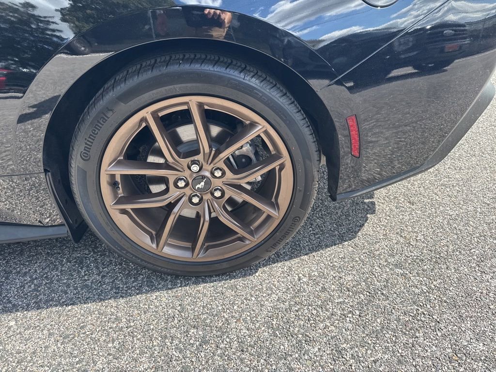 Used 2024 Ford Mustang Premium image 8