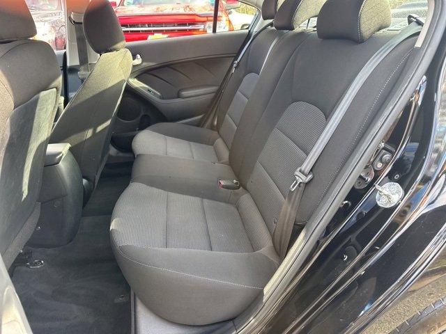 Used 2018 Kia Forte LX w/ LX Rear Camera Package image 8