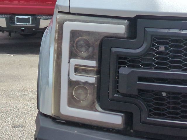 Used 2018 Ford F250 Lariat w/ Lariat Value Package AWD/4WD image 10