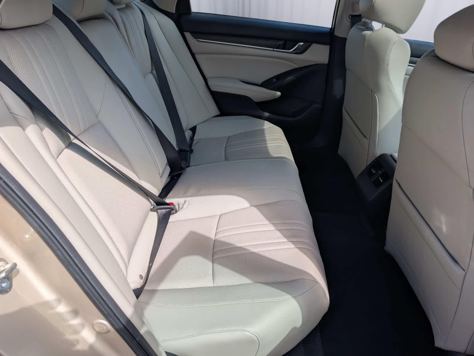 Certified 2018 Honda Accord EX-L image 11