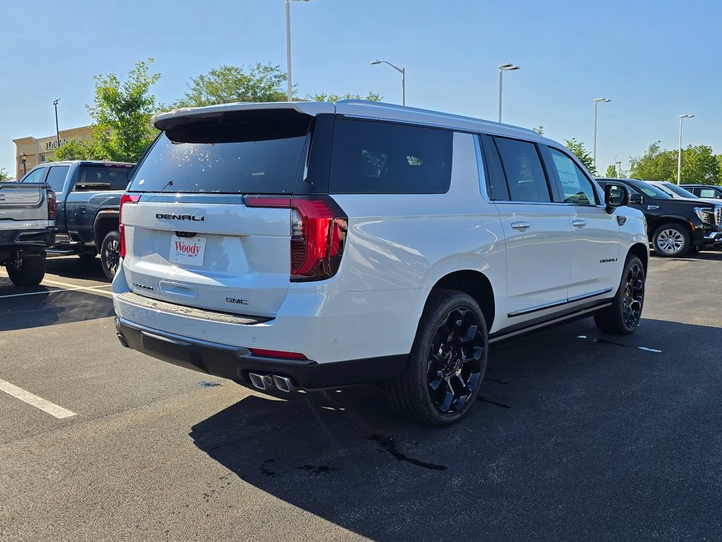 New 2026 GMC Yukon XL Denali Ultimate AWD/4WD image 7