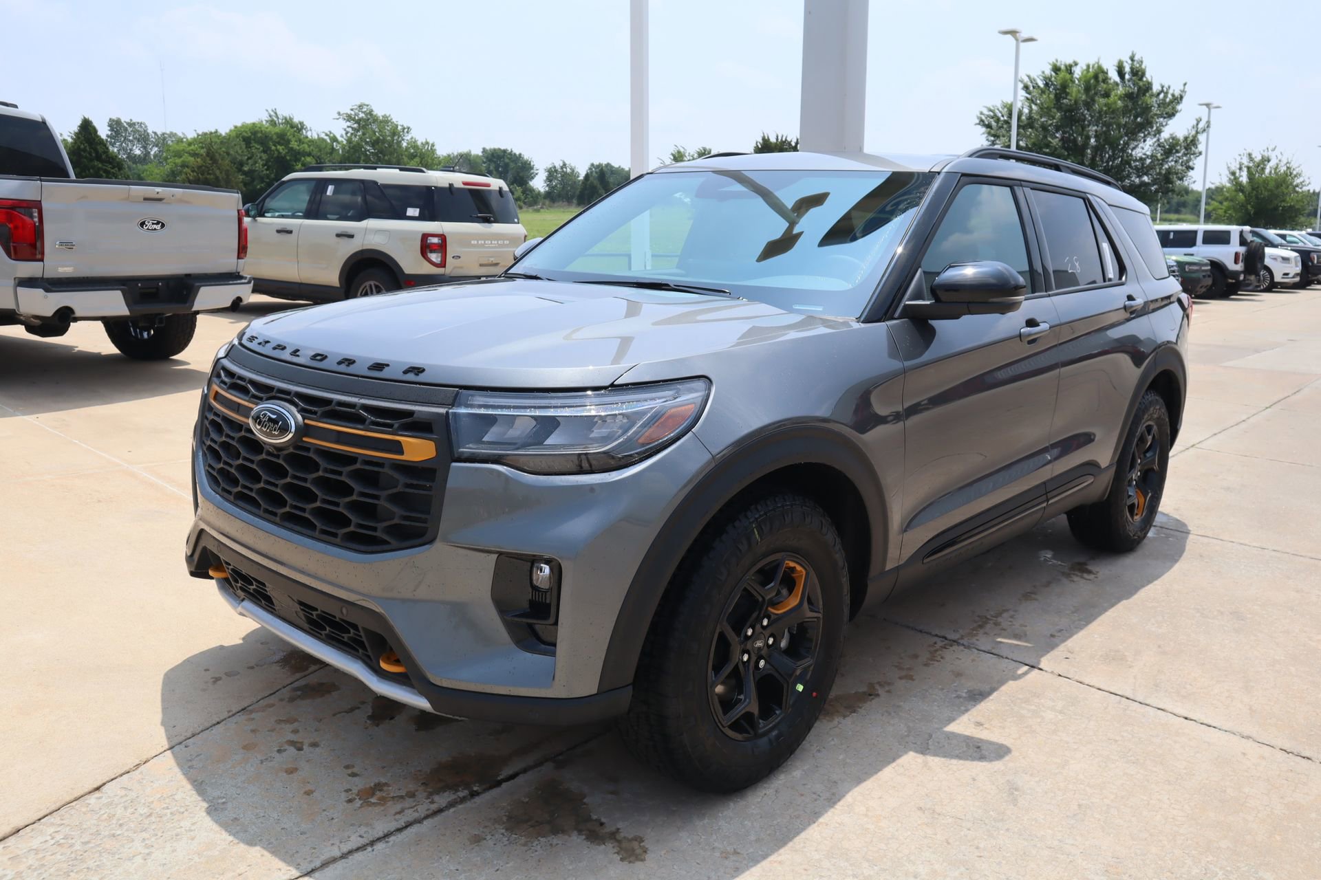 New 2026 Ford Explorer Tremor AWD/4WD image 11