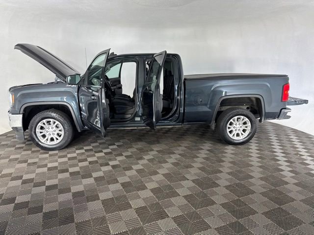 Used 2017 GMC Sierra 1500 SLE w/ SLE Value Package AWD/4WD image 11