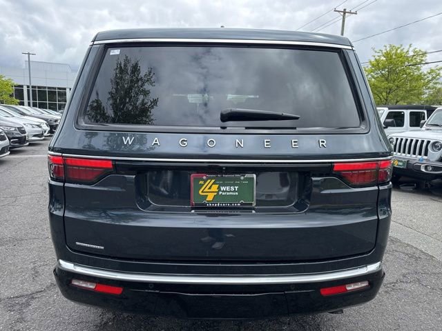 Used 2023 Jeep Wagoneer 4WD w/ Premium Group I image 17