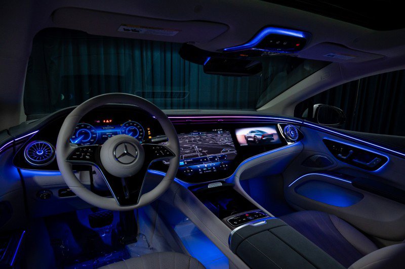 Certified 2023 Mercedes-Benz EQS 580 4MATIC Sedan image 13