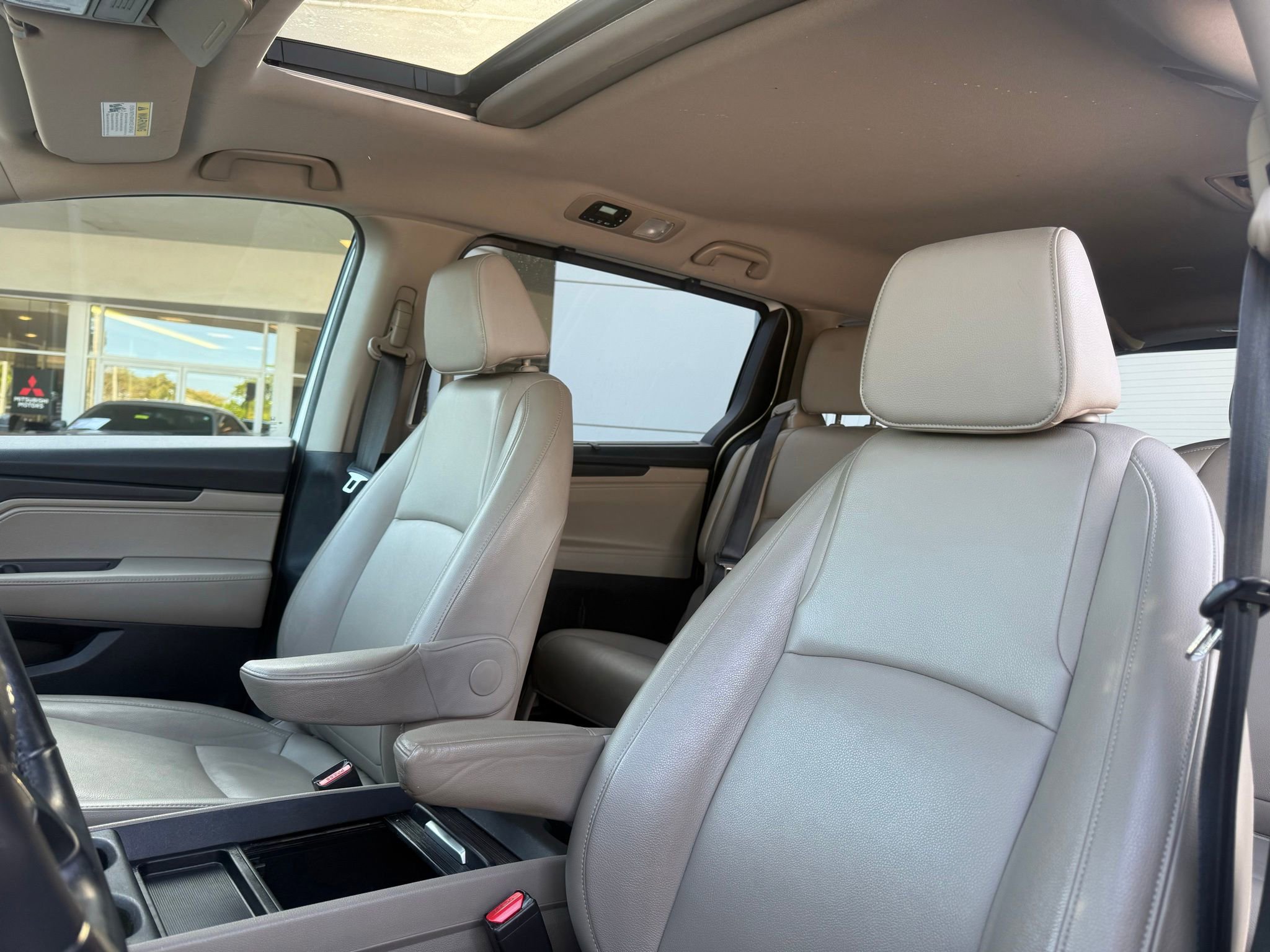 Used 2018 Honda Odyssey EX-L image 10