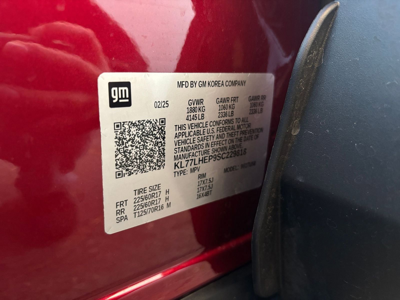 Used 2025 Chevrolet Trax LT image 29