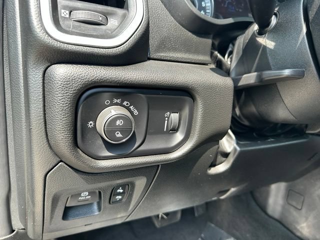 Used 2023 RAM 1500 Big Horn AWD/4WD image 18
