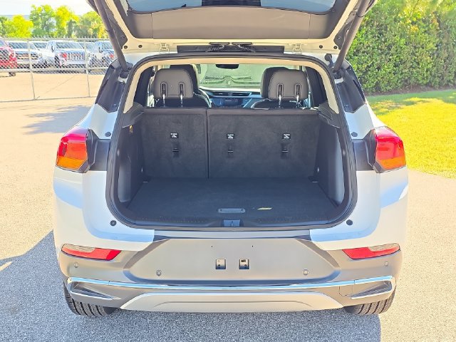 Certified 2023 Buick Encore GX Essence w/ Advanced Technology Package AWD/4WD image 5