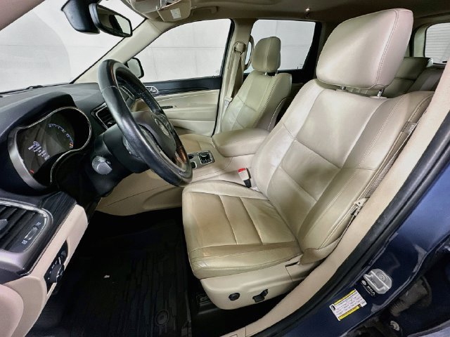 Used 2021 Jeep Grand Cherokee Limited AWD/4WD image 26