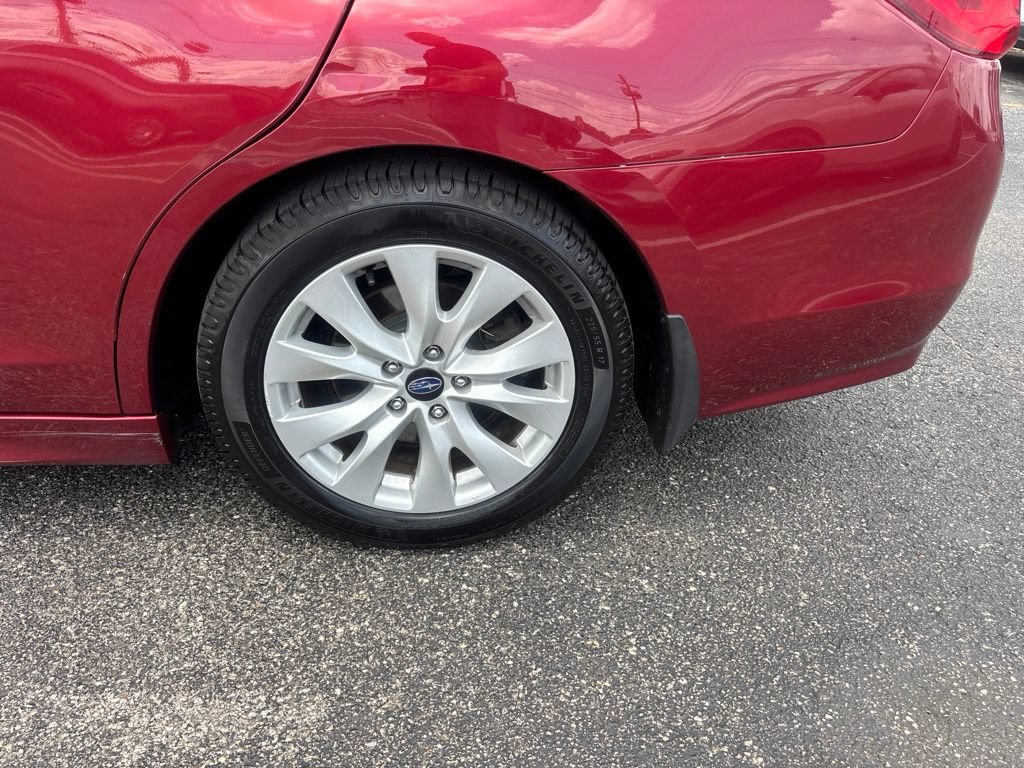 Used 2017 Subaru Legacy 2.5i Premium AWD/4WD image 11