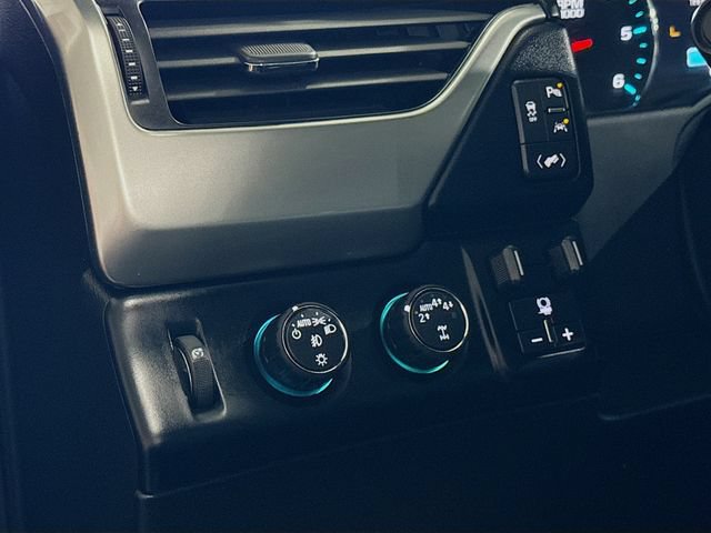 Used 2017 Chevrolet Tahoe LT w/ LT Signature Package AWD/4WD image 11