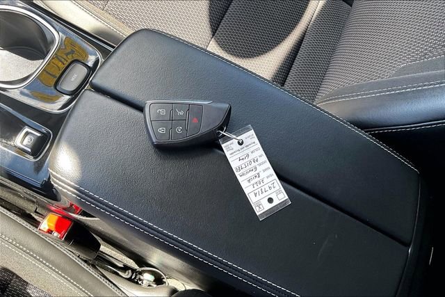 Used 2023 Buick Envision Preferred AWD/4WD image 9