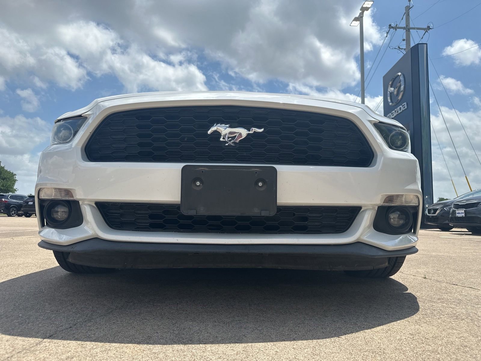 Used 2016 Ford Mustang Premium RWD image 9