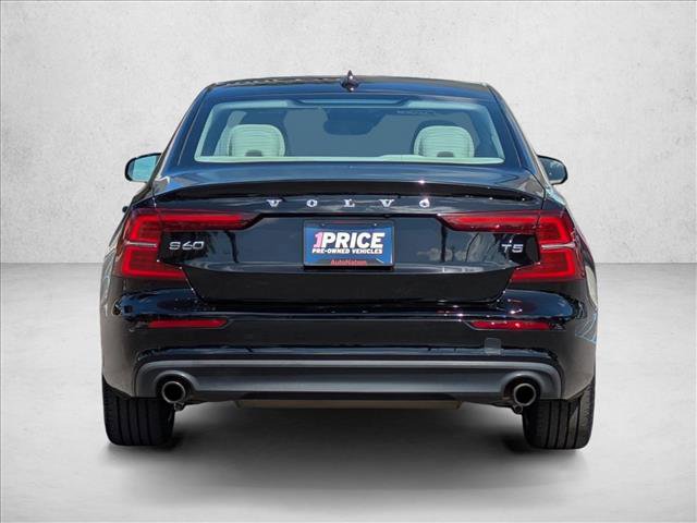Used 2019 Volvo S60 T5 Momentum image 7