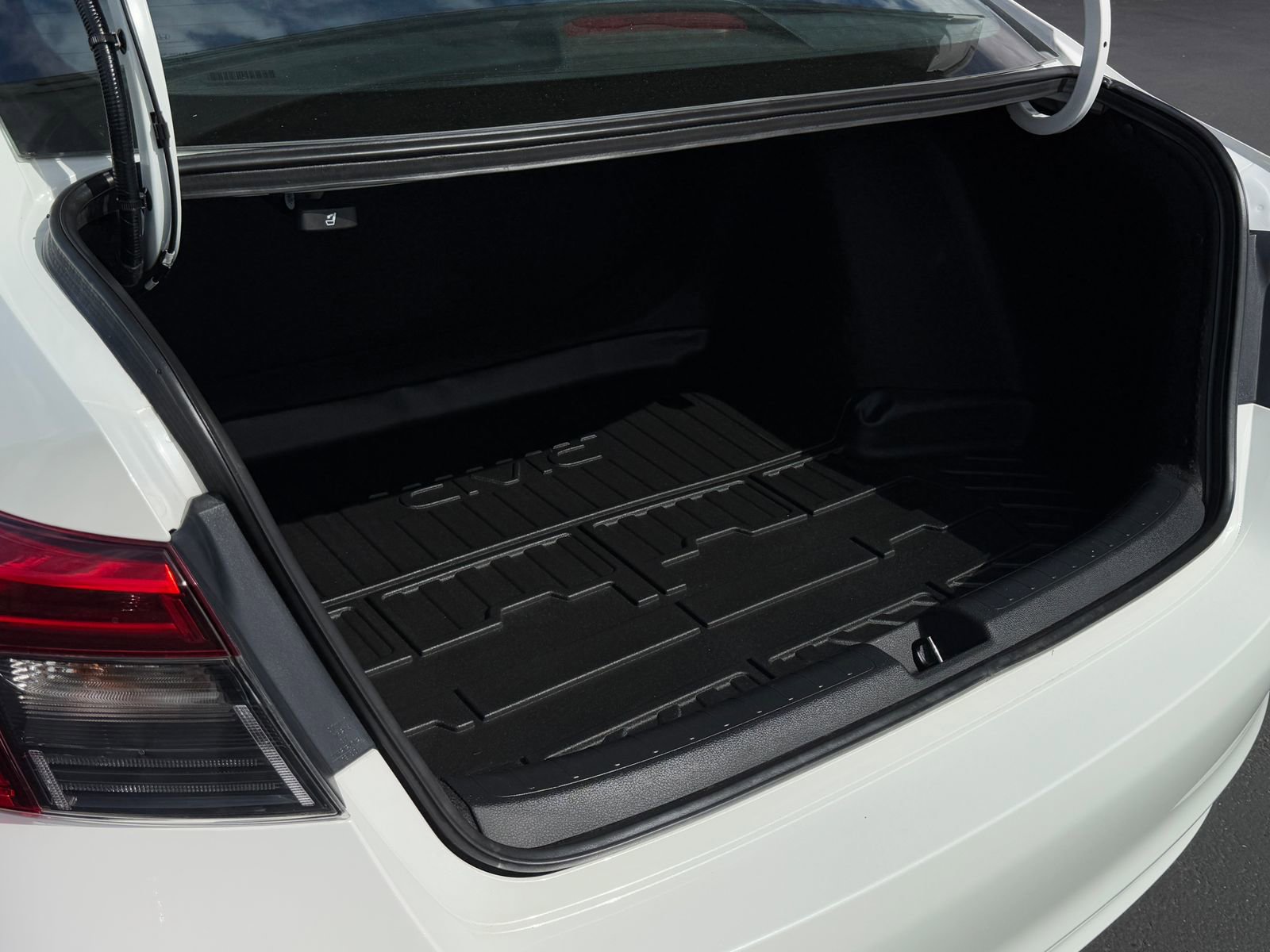 Used 2024 Honda Civic Sport image 24