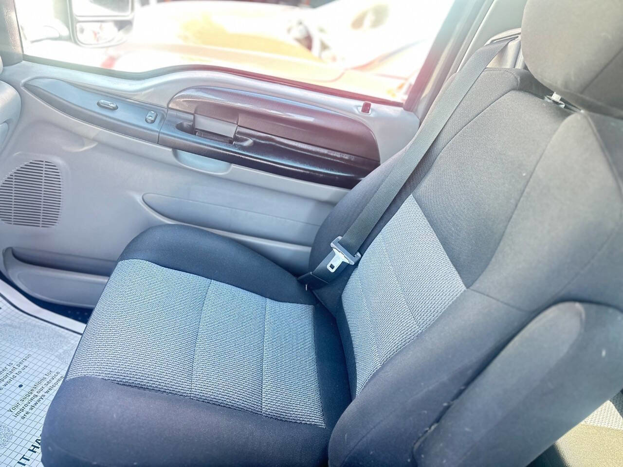 Used 2003 Ford F250 XLT image 28