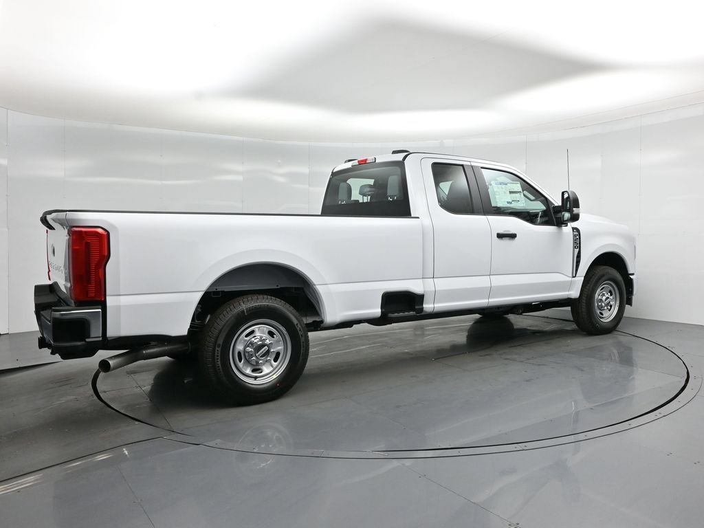 New 2026 Ford F250 XL w/ XL Chrome Package RWD image 21