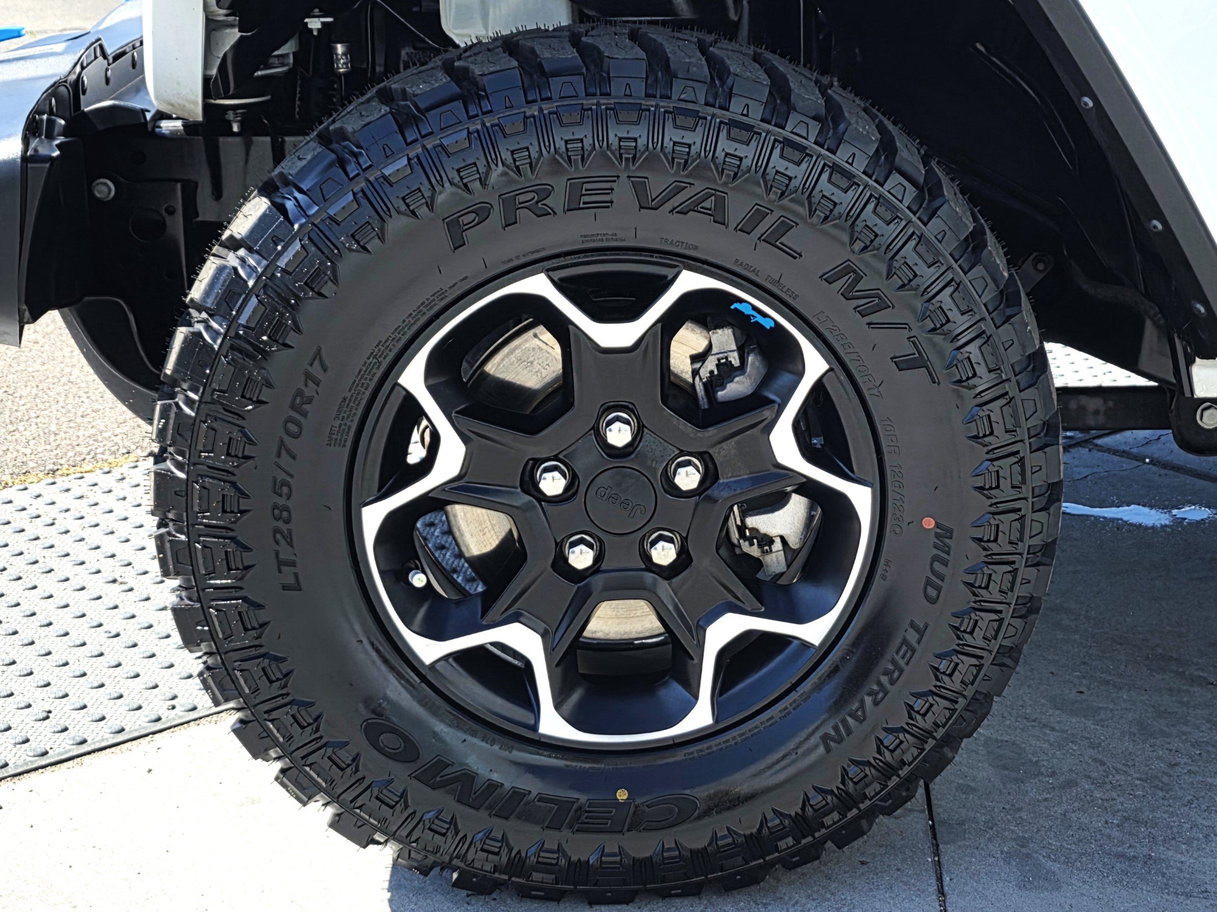 Certified 2022 Jeep Wrangler Unlimited Rubicon 4xe w/ Cold Weather Group AWD/4WD image 9