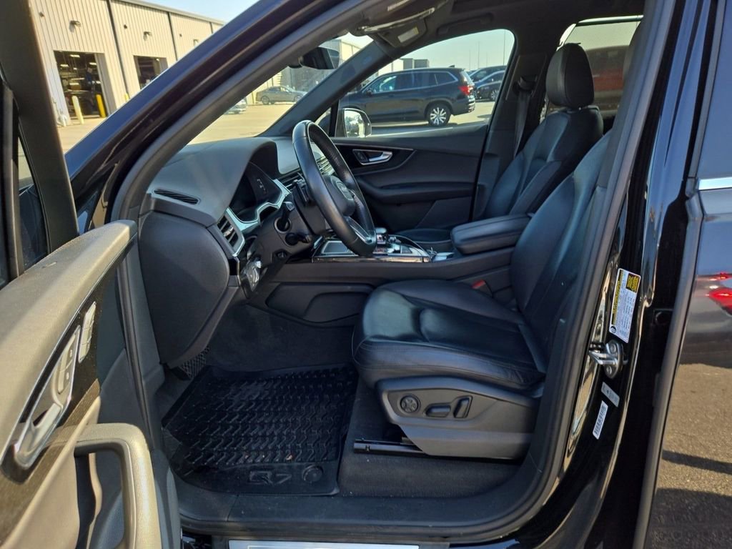 Used 2018 Audi Q7 3.0T Prestige image 5