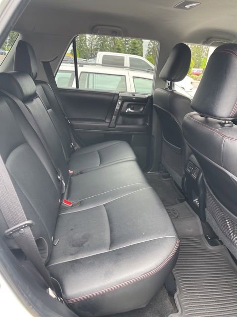 Used 2022 Toyota 4Runner TRD Off-Road Premium AWD/4WD image 26