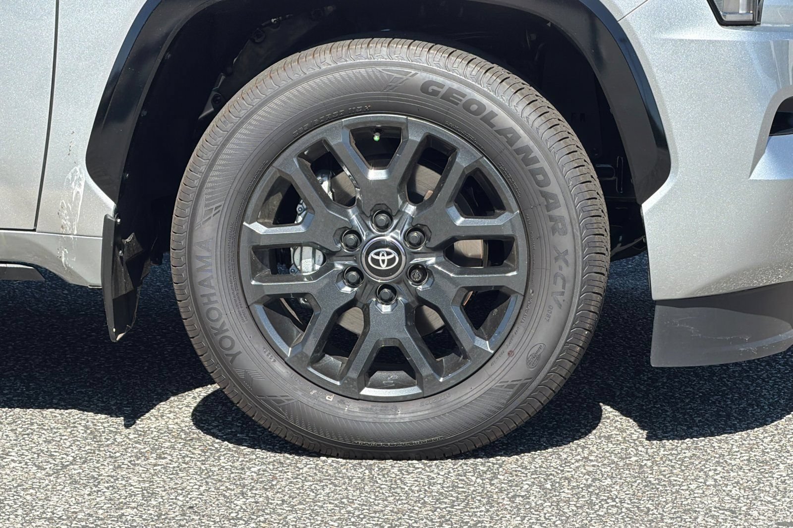 New 2026 Toyota Sequoia Platinum w/ Tow Technology Package AWD/4WD image 33