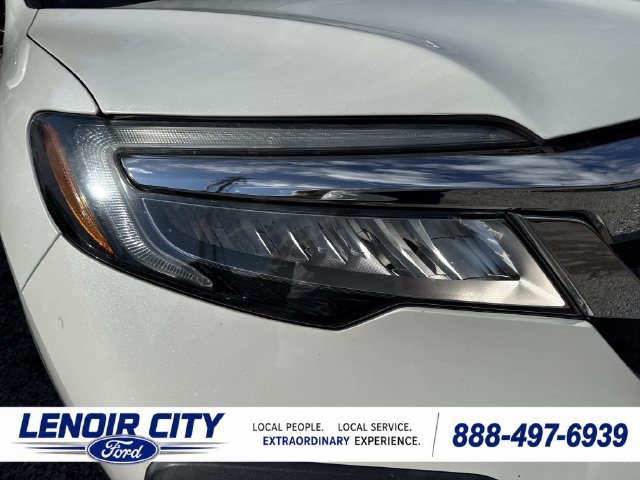 Used 2021 Honda Pilot Touring image 10