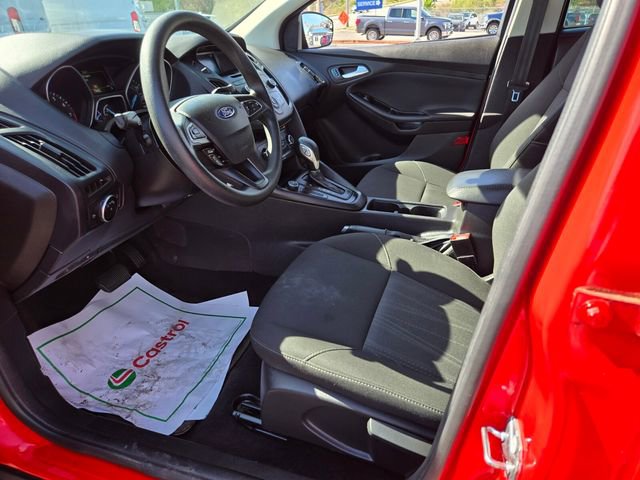 Used 2017 Ford Focus SE image 9