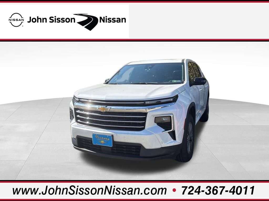 Used 2024 Chevrolet Traverse LT w/ Enhanced Driving Package