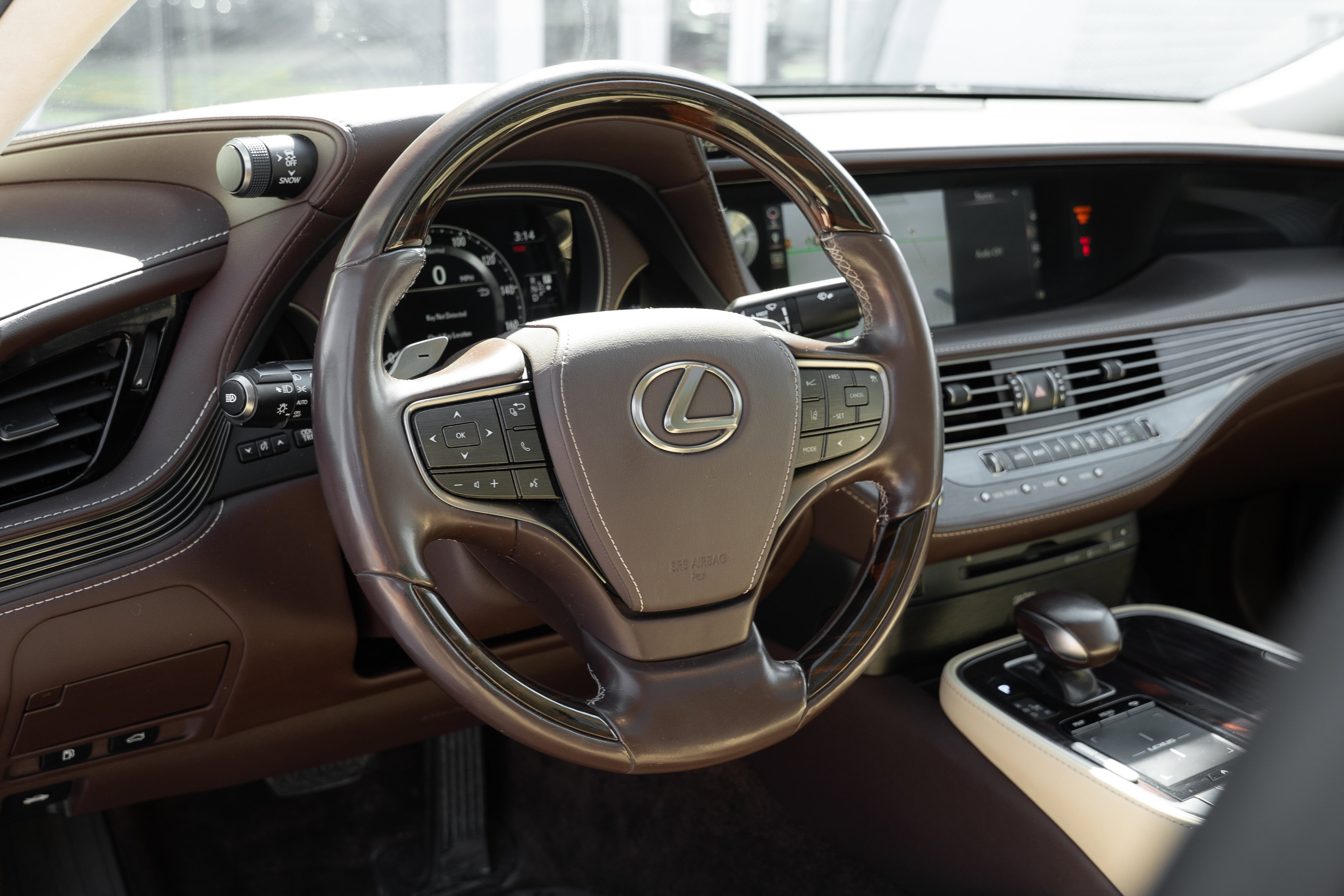 Used 2018 Lexus LS 500 AWD w/ Interior Upgrade Package image 11