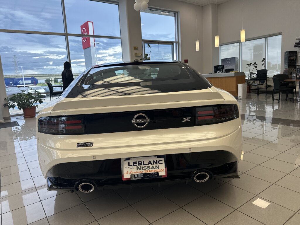 New 2027 Nissan Z Performance RWD image 8