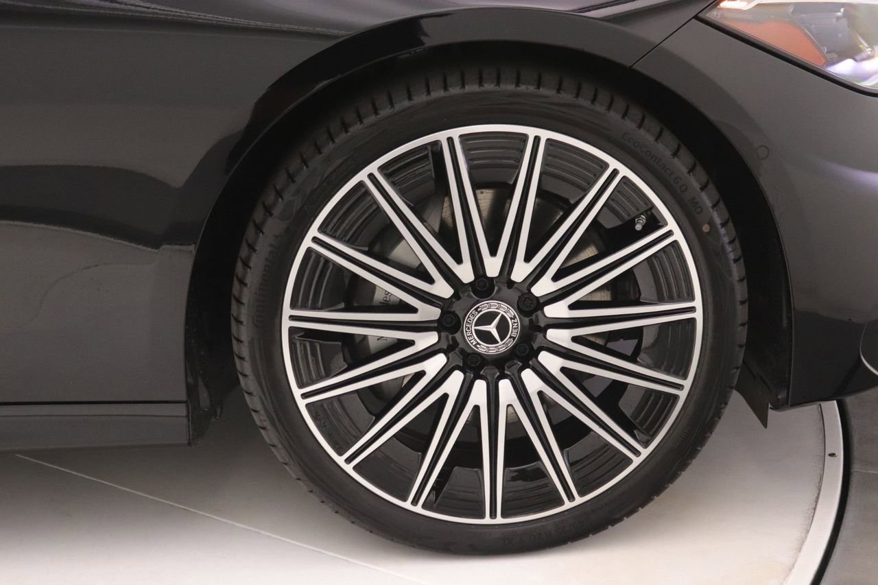 New 2026 Mercedes-Benz CLE 300 4MATIC Coupe image 13