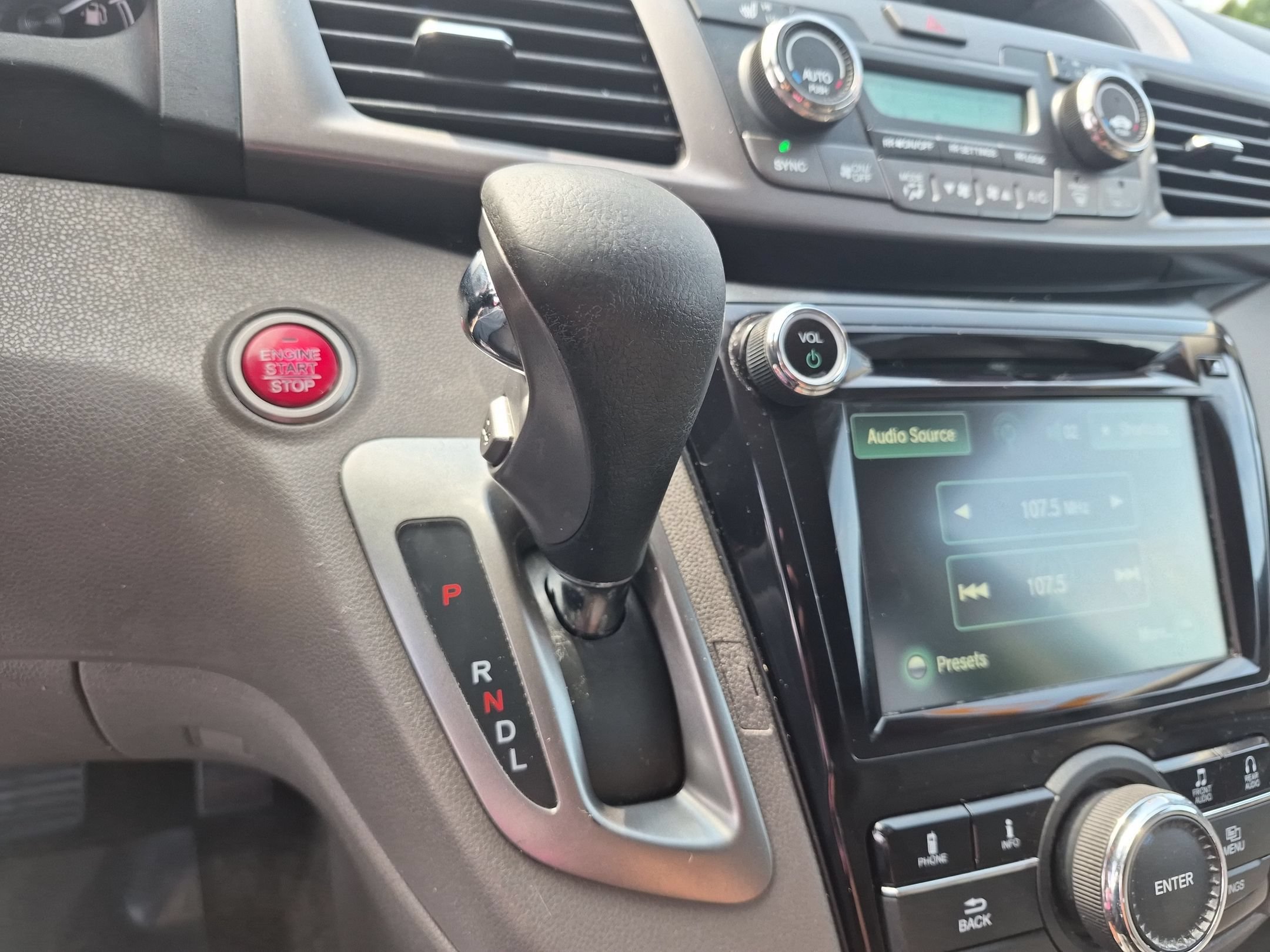 Used 2015 Honda Odyssey EX-L image 22