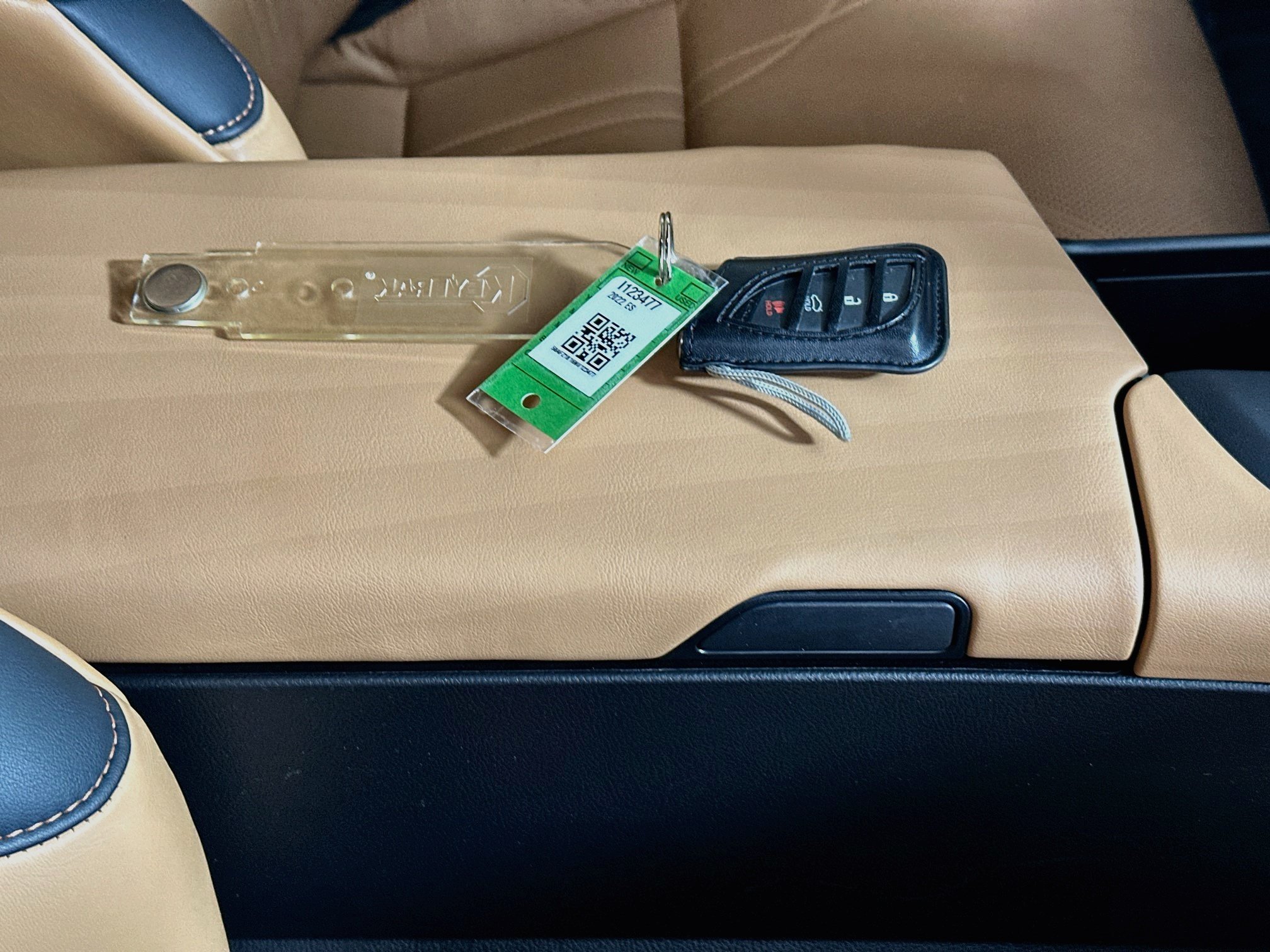 Used 2022 Lexus ES 350 Ultra Luxury w/ Accessory Package 2 FWD image 33