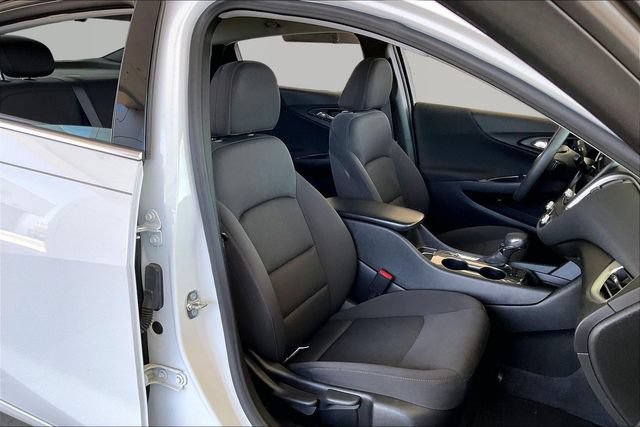 Used 2024 Chevrolet Malibu LS FWD image 19