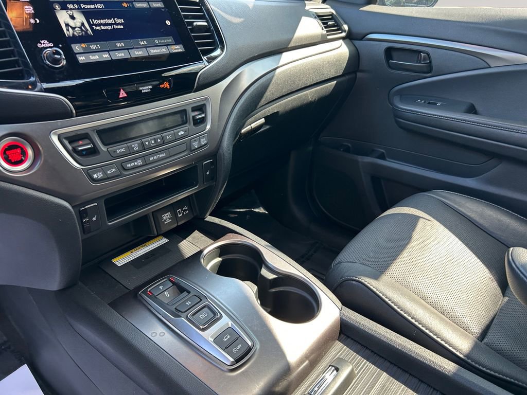 Used 2023 Honda Passport EX-L image 10