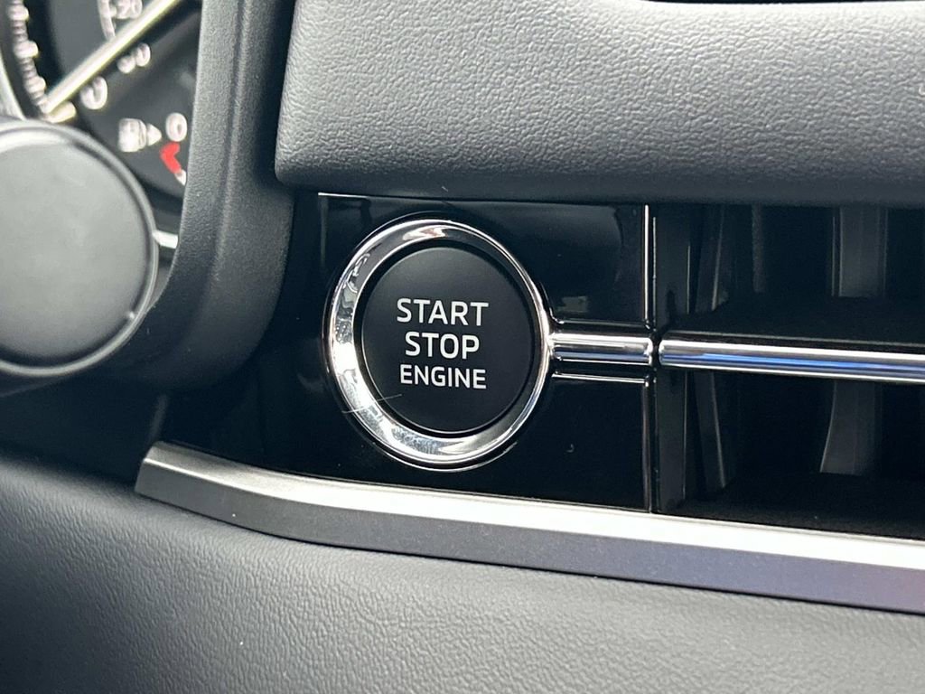 New 2026 Mitsubishi Outlander SE FWD image 32