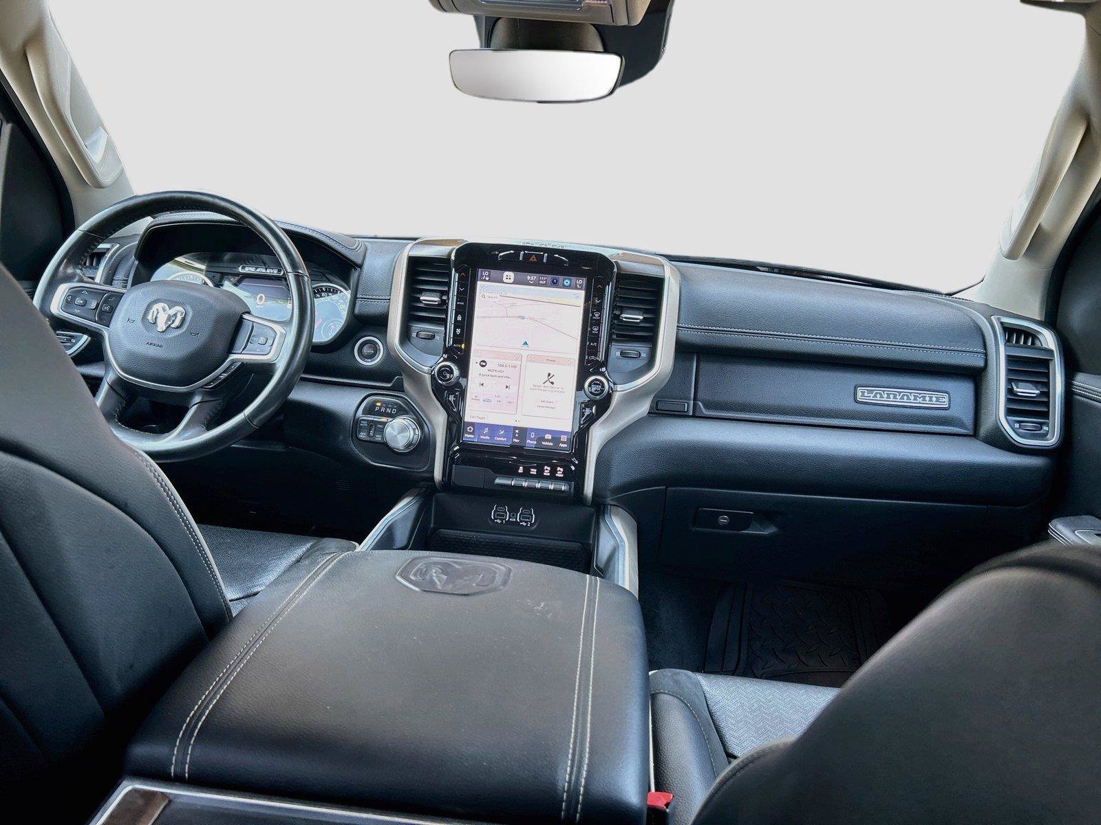 Used 2022 RAM 1500 Laramie AWD/4WD image 17