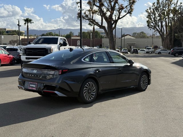 New 2026 Hyundai Sonata SEL image 3