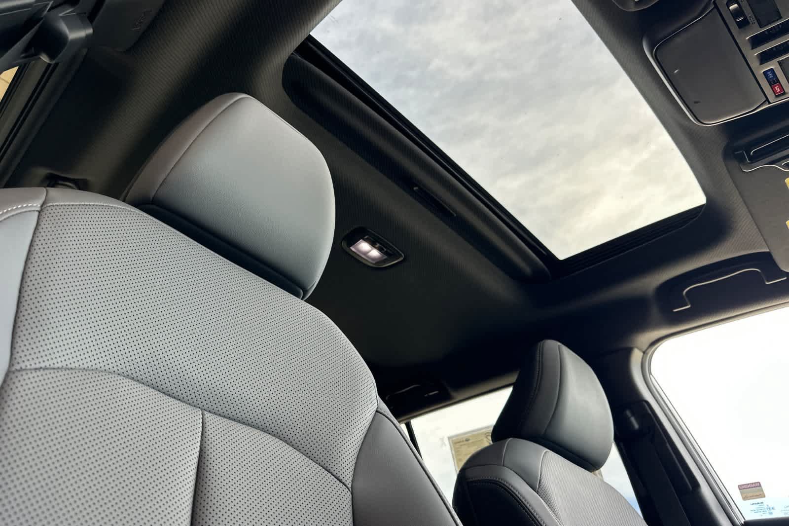 New 2026 Subaru Outback Limited AWD/4WD image 18