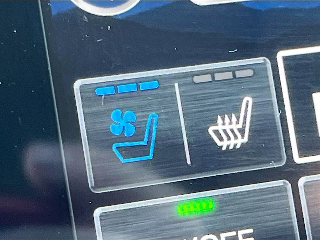 Used 2024 Subaru Ascent Touring image 21