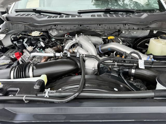 Used 2025 Ford F250 4x4 Crew Cab Super Duty image 33