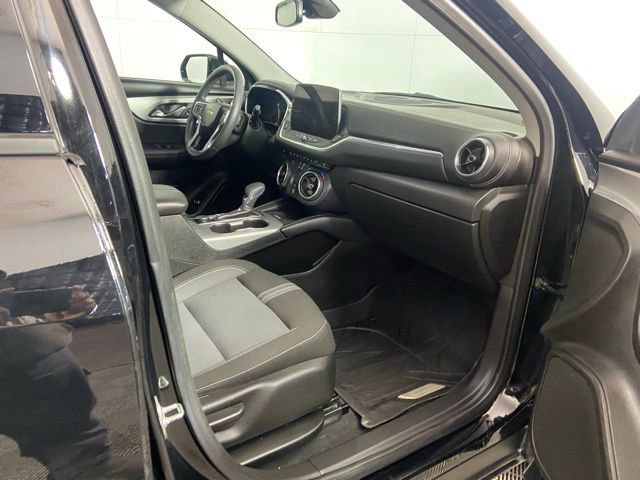 Certified 2024 Chevrolet Blazer LT w/ Convenience Package image 11