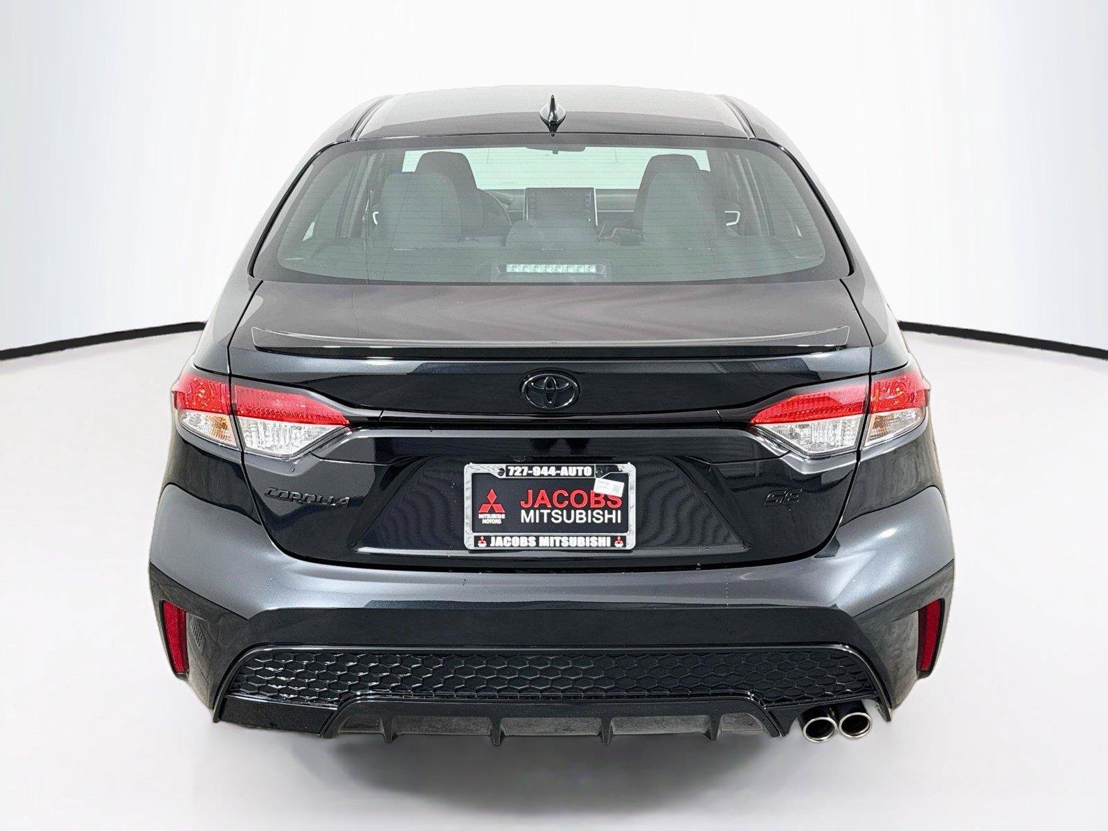 Used 2021 Toyota Corolla SE FWD image 4
