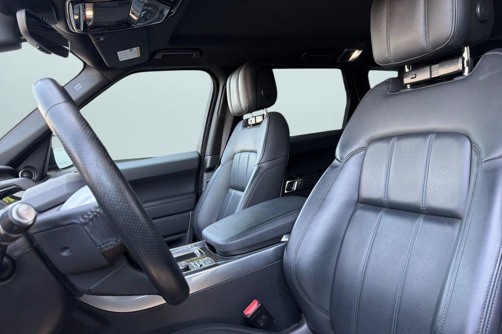 Used 2019 Land Rover Range Rover Sport SE AWD/4WD image 24